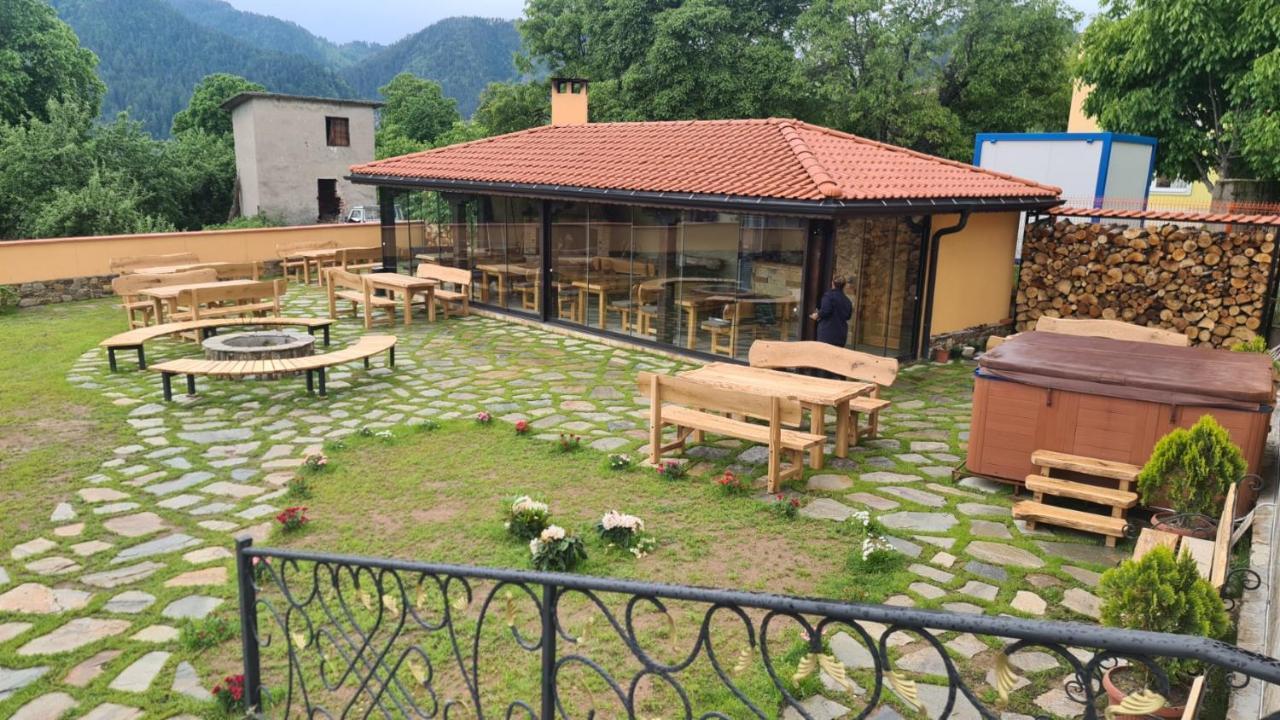 Guesthouse Nefertiti Σμόλιαν Εξωτερικό φωτογραφία