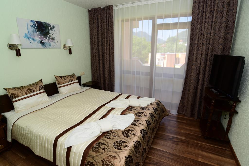 Guesthouse Nefertiti Σμόλιαν Εξωτερικό φωτογραφία